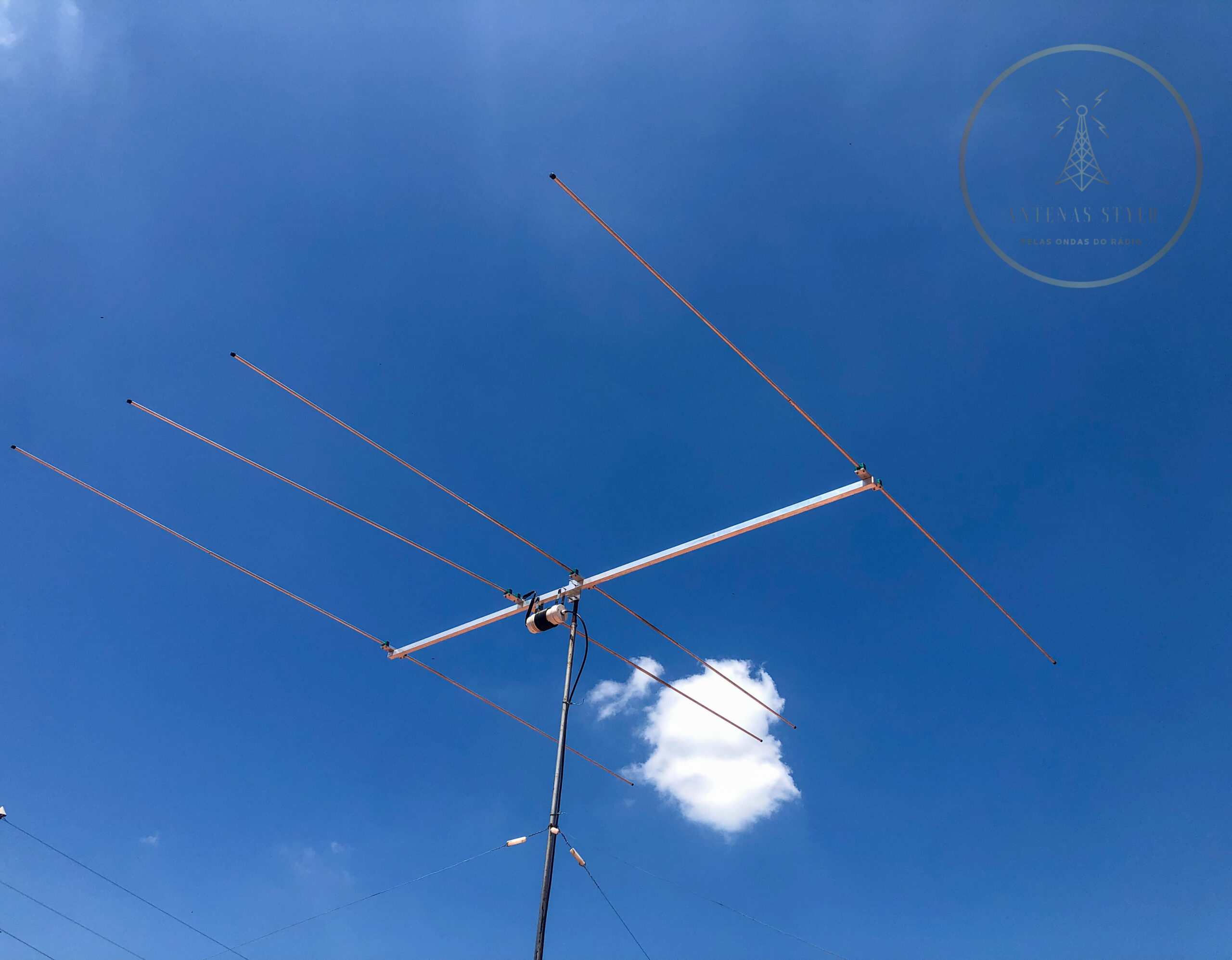 Antena Direcional Stylo de 4 Elementos